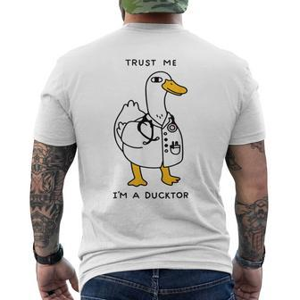 Trust Me I'm A Ducktor Doctor Sayings Men's T-shirt Back Print - Thegiftio UK