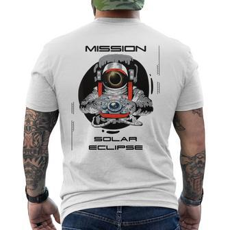 Usa 2024 Solar Eclipse Astronaut Space Photography Men's T-shirt Back Print | Mazezy
