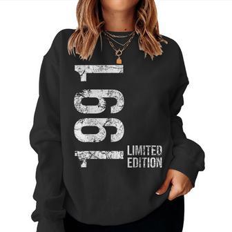 33Th Birthday 33 Years Old Man Woman Vintage 1991 Women Sweatshirt - Thegiftio UK