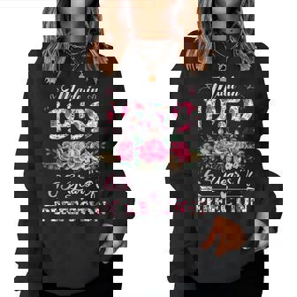 65 Year Old Made In 1959 Floral 65Th Birthday Women Women Sweatshirt - Seseable