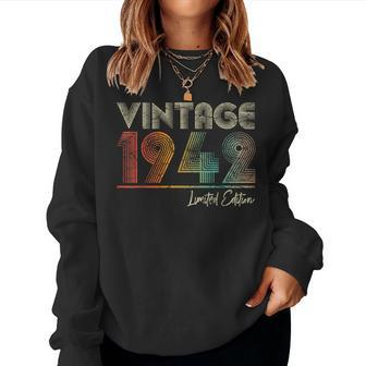 82 Years Old Vintage 1942 82Nd Birthday For Men Women Sweatshirt | Mazezy