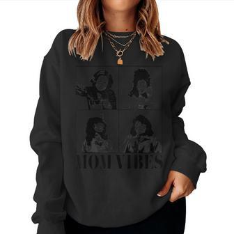 90’S Mom Vibes Vintage Cool Mom Trendy Mother's Day Women Sweatshirt | Mazezy AU