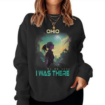 Aesthetic Girl Total Solar Eclipse 2024 Ohio Women Sweatshirt - Seseable