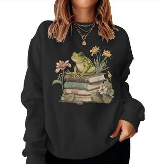 Cottagecore Aesthetic Frog Reading Book Mushroom Lover Women Sweatshirt - Monsterry DE