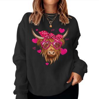 Cute Highland Cow For Highland Cow Valentines Day Women Sweatshirt - Thegiftio UK