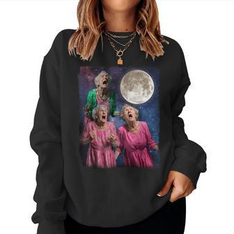 Grandma Howling At Moon Three Granny Moon Women Sweatshirt - Thegiftio UK