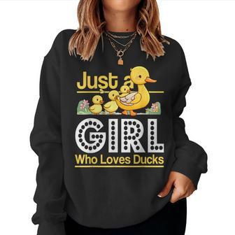 Just A Girl Who Loves Ducks Cute Duck Family Women Sweatshirt - Seseable