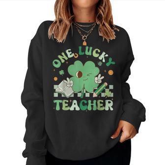 One Lucky Teacher Groovy Retro Teacher St Patrick's Day Women Sweatshirt - Monsterry UK