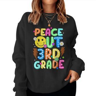 Peace Out 3Rd Grade Teacher Student Happy Last Day Of School Women Sweatshirt - Monsterry UK