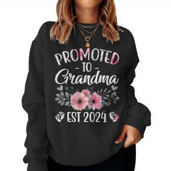 Promoted To Grandma Est 2024 Floral Pregnancy Announcement Women Sweatshirt | Mazezy DE