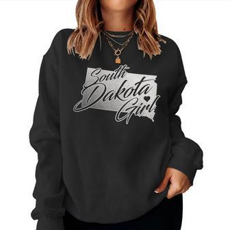 South Dakota Girl Vintage Distressed State Outline Women's Women Sweatshirt - Monsterry DE