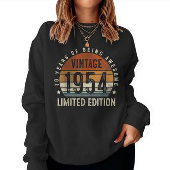 Vintage 1954 70 Birthday Decorations 70Th Birthday Women Sweatshirt - Thegiftio UK