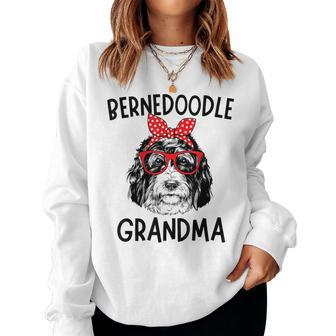 Bernedoodle Grandma Bernedoodle Dog Nana Mother's Day Women Sweatshirt - Monsterry DE
