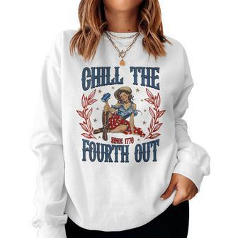 Chill The Fourth Out 4Th Of July Patriotic Retro Cowboys Women Sweatshirt - Monsterry DE