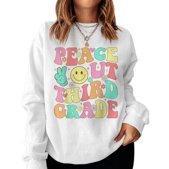 Peace Out Third Grade Groovy 3Rd Grade Last Day Of School Women Sweatshirt - Monsterry UK