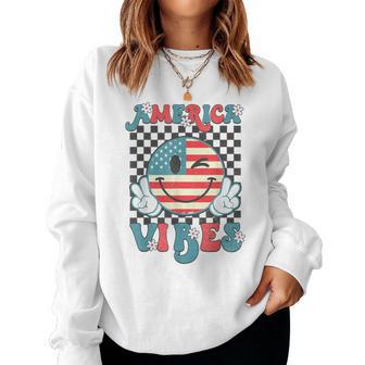 Retro 4Th Of July America Vibes Smile Checkered Girls Women Sweatshirt - Seseable