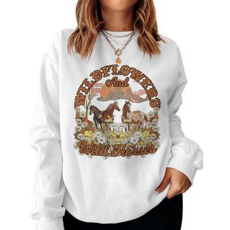 Retro Floral Desert Wildflowers Wild Horses Western Country Women Sweatshirt | Mazezy