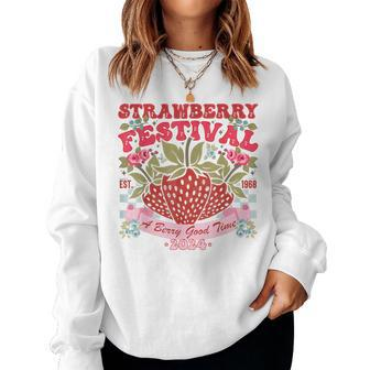 Strawberry Festival A Berry Good Time Pink Outfit 2024 Women Sweatshirt | Mazezy DE