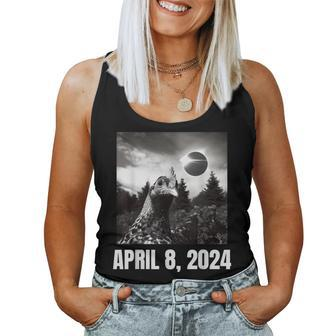 2024 Solar Eclipse Chicken Selfie Meme Women Tank Top | Mazezy