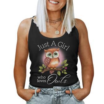 Just A Girl Who Loves Owls Women Tank Top - Monsterry DE