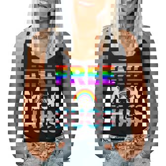 Lgbtq Free Mom Hugs Gay Pride Lgbt Rainbow Women Women Tank Top | Seseable FR