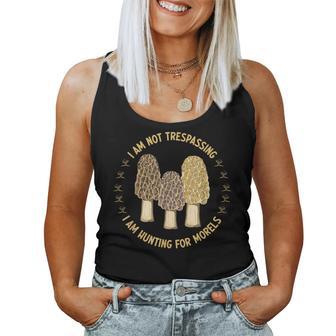 Mushroom Hunting Mycology Foraging Morel Mushroom Hunter Women Tank Top - Monsterry