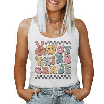 Groovy Last Day Of School 3Rd Grade Peace Out Third Grade Women Tank Top - Seseable
