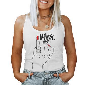 Mrs Est 2024 Just Married Wife Wedding Finger Ring Bride Women Tank Top - Thegiftio UK