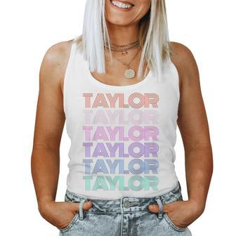 Retro Taylor Girl Boy First Name Pink Groovy Birthday Party Women Tank Top - Seseable