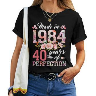 40 Years Old Born In 1984 Floral 40Th Birthday Women T-shirt - Thegiftio UK