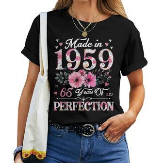 65 Year Old Made In 1959 Floral 65Th Birthday For Women Women T-shirt - Monsterry AU