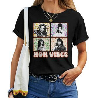 90’S Mom Vibe Vintage Cool Mom Trendy Mother's Day Women T-shirt - Thegiftio UK