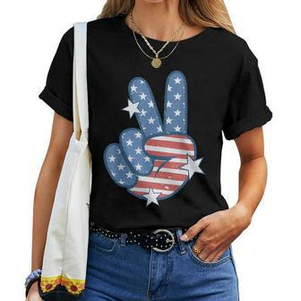 American Flag Peace Sign Hand 4Th Of July Women Women T-shirt - Thegiftio UK
