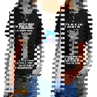 En Realidad No Soy Una Mamá Osa Soy Más Bien Una Mamá Llama Divertida Camiseta de mujer - Regaloses