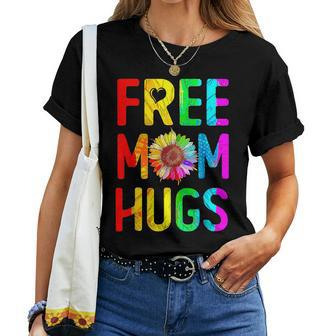Free Mom Hugs Gay Pride Lgbt Daisy Rainbow Flower Mother Day Women T-shirt - Seseable