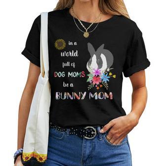 Be A Dutch Bunny Rabbit Mom Mother Women T-shirt - Monsterry DE