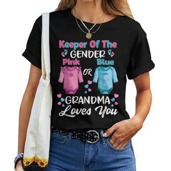 Gender Reveal Outfit Grandma To Be Party Announcement Women T-shirt - Monsterry UK