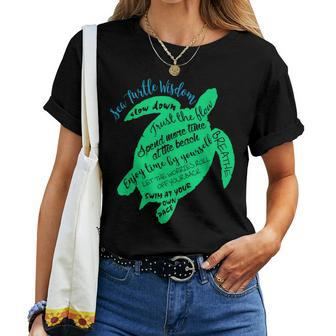 Green Sea Turtle Hawaiian Honu Wisdom Women T-shirt - Monsterry UK
