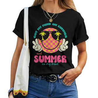 Groovy Happy Face Summer Vibes Got My Mind On Summer Teacher Women T-shirt | Mazezy AU