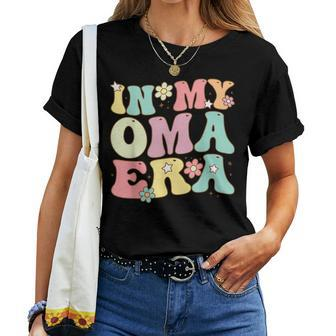 Groovy In My Oma Era Oma Retro Women T-shirt | Mazezy CA