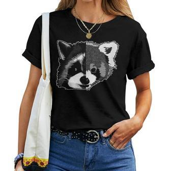 Half Face Of Raaccoon Half Face Of Red Panda Raccoon Women T-shirt - Monsterry DE