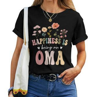 Happiness Is Being An Oma Floral Oma Mother's Day Women T-shirt - Thegiftio UK