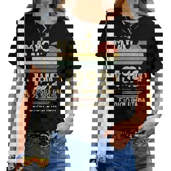 Mayo 1999 25 Años Cumpleaños Hombre Nacido En 1999 Cuello Camiseta de mujer - Regaloses