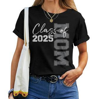 Mom Senior 2025 Proud Mom Of A Class Of 2025 Graduate Mother Women T-shirt - Thegiftio UK