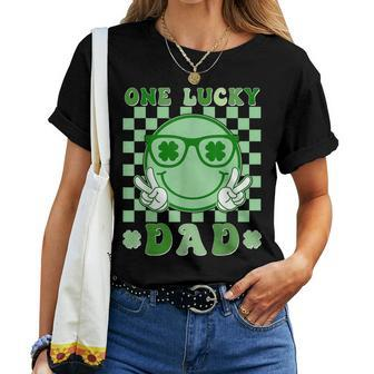 One Lucky Dad Groovy Smile Face St Patrick's Day Irish Dad Women T-shirt - Thegiftio