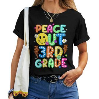 Peace Out 3Rd Grade Teacher Student Happy Last Day Of School Women T-shirt - Monsterry DE