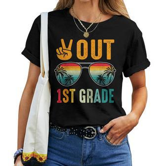 Peace Out First 1St Grade Happy Last Day Of School Retro Women T-shirt - Seseable