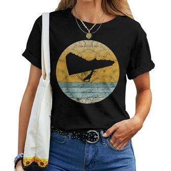 Retro Hang Gliding Vintage Style Sport For & Women Women T-shirt - Monsterry CA