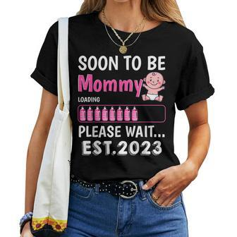 Soon To Be Mommy Est 2023 Baby Shower Girl Loading Family Women T-shirt - Monsterry CA