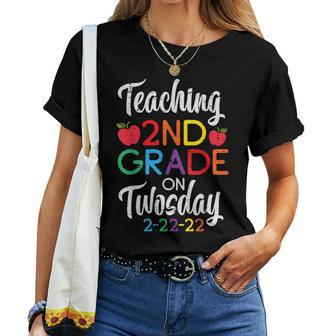 Teaching 2Nd Grade On Twosday 2-22-22 February 22Nd Teacher Women T-shirt - Monsterry AU